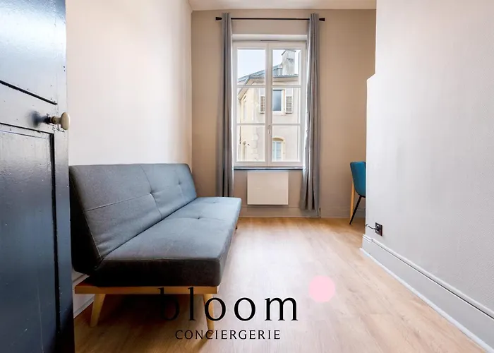 Le Drouin D Standing Neuf 아파트